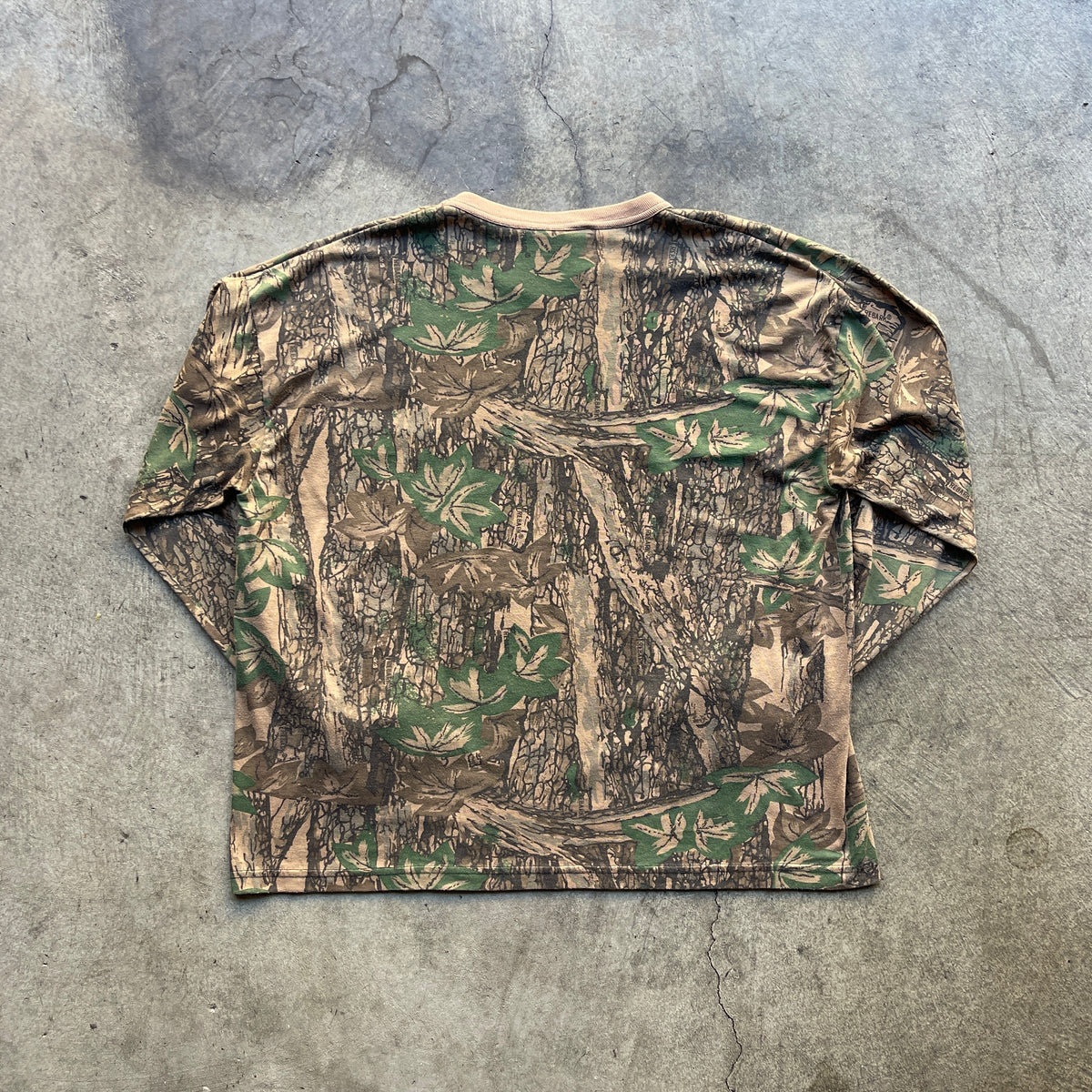 1990s Real Tree Camo Long Sleeve Tee