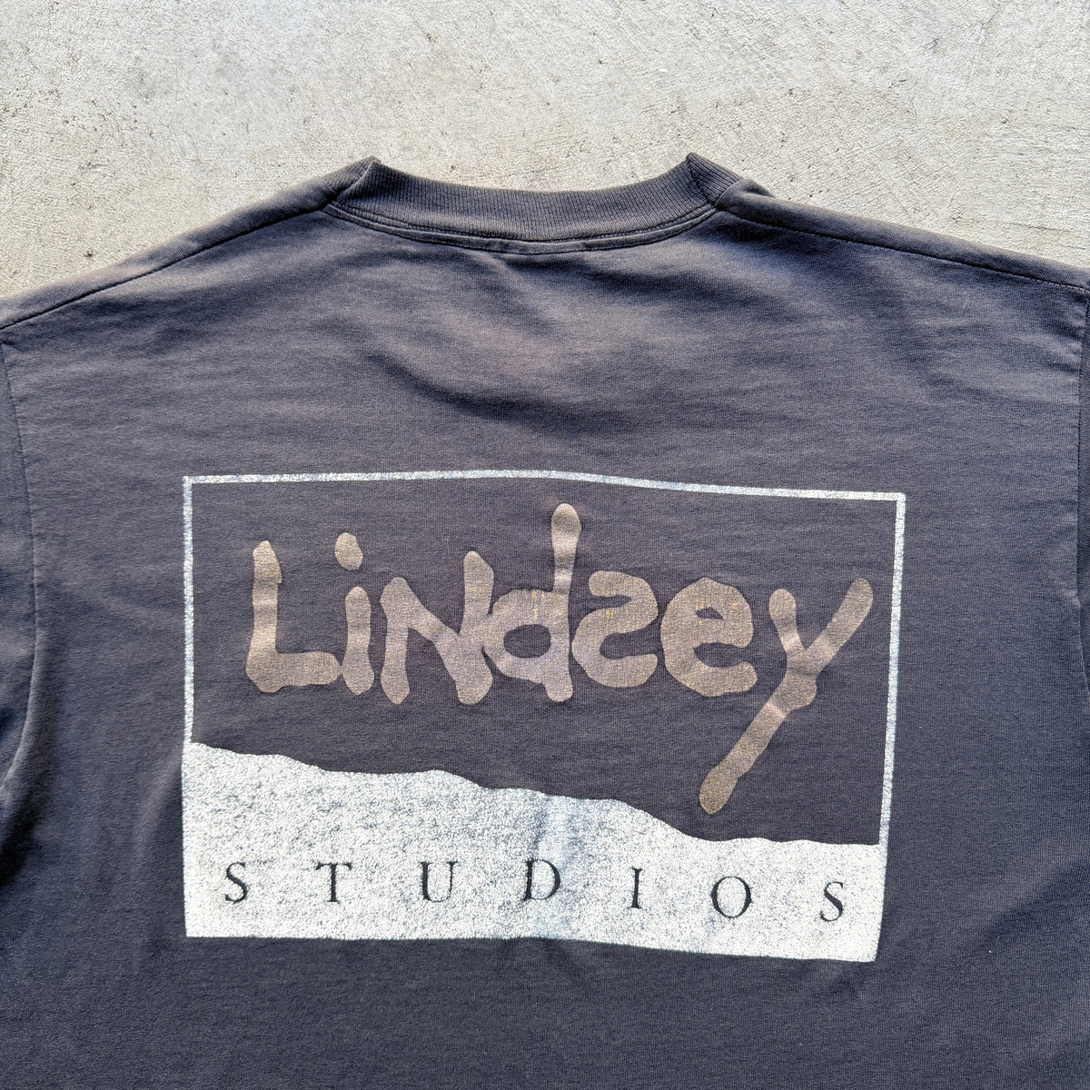 1990s Lindsey Studios Faded Tee