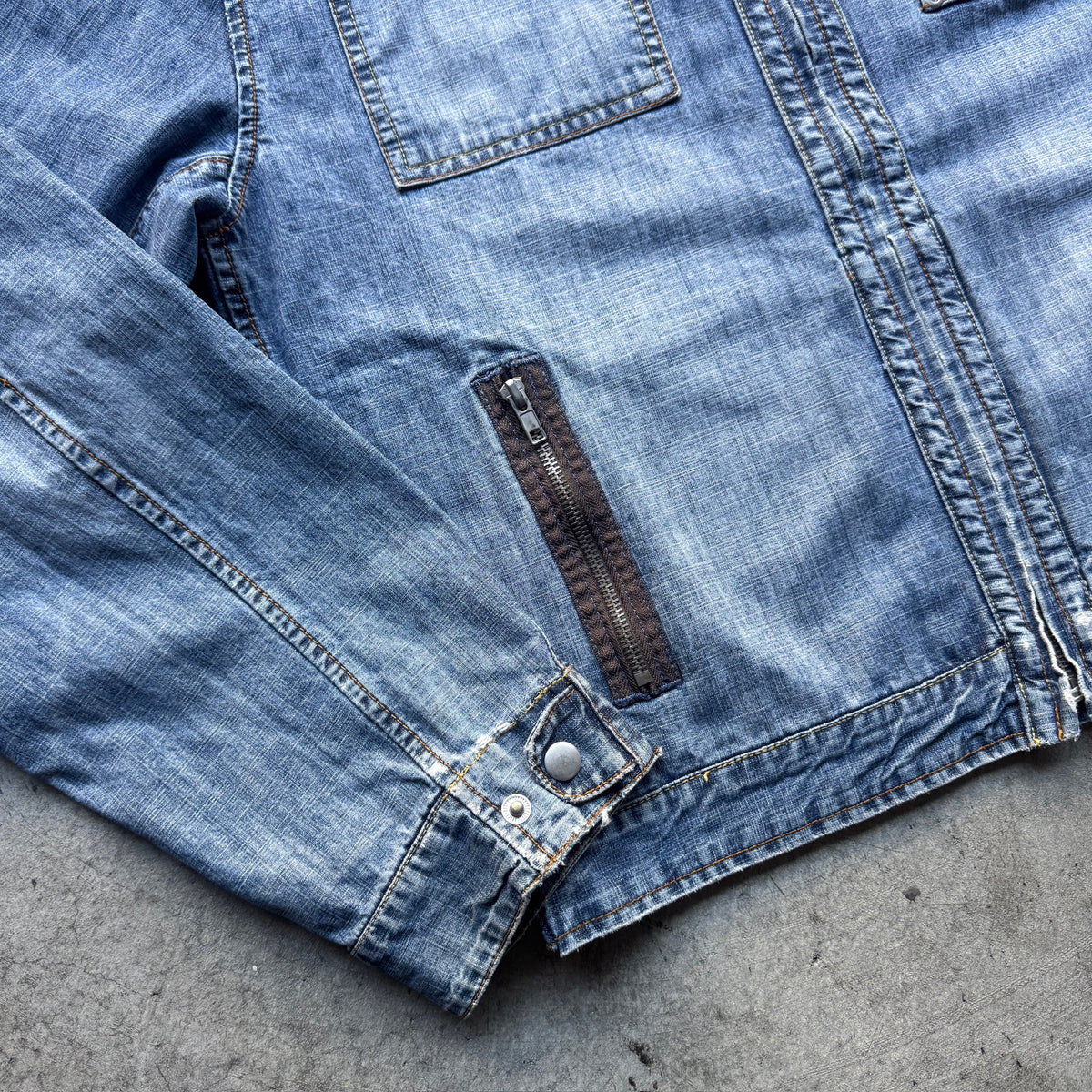 2000s Moto Denim Zip Up Jacket Light Wash